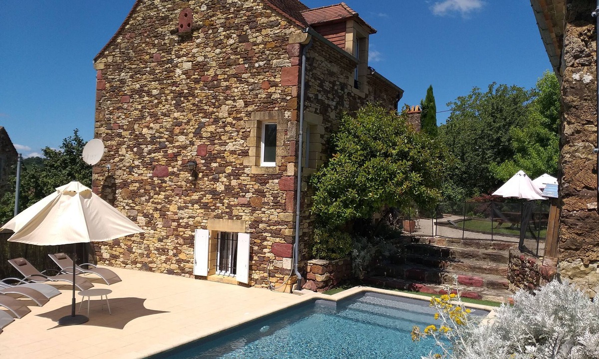 Doissat Cottage | Authentic Périgourdine stone house (comfort and pool)