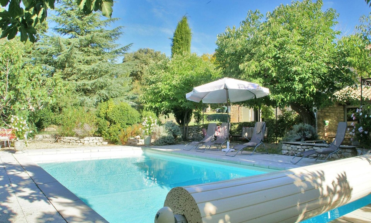 Viens Villa | Authentic sheepfold close to a charming village.
