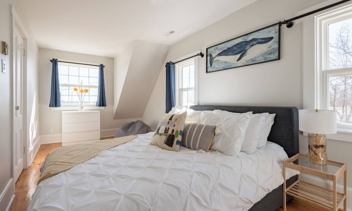 Western Shore House | Authentic South Shore Farm House