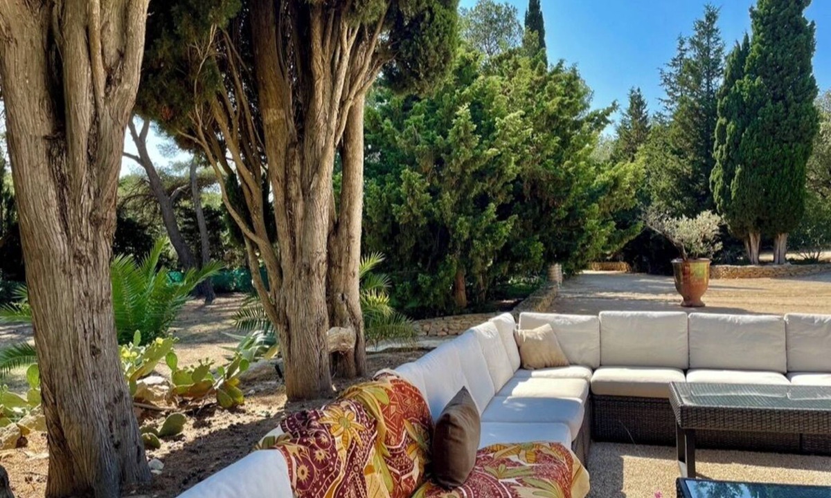 Gruissan Other | Authentic winegrower's farmhouse and park facing the sea