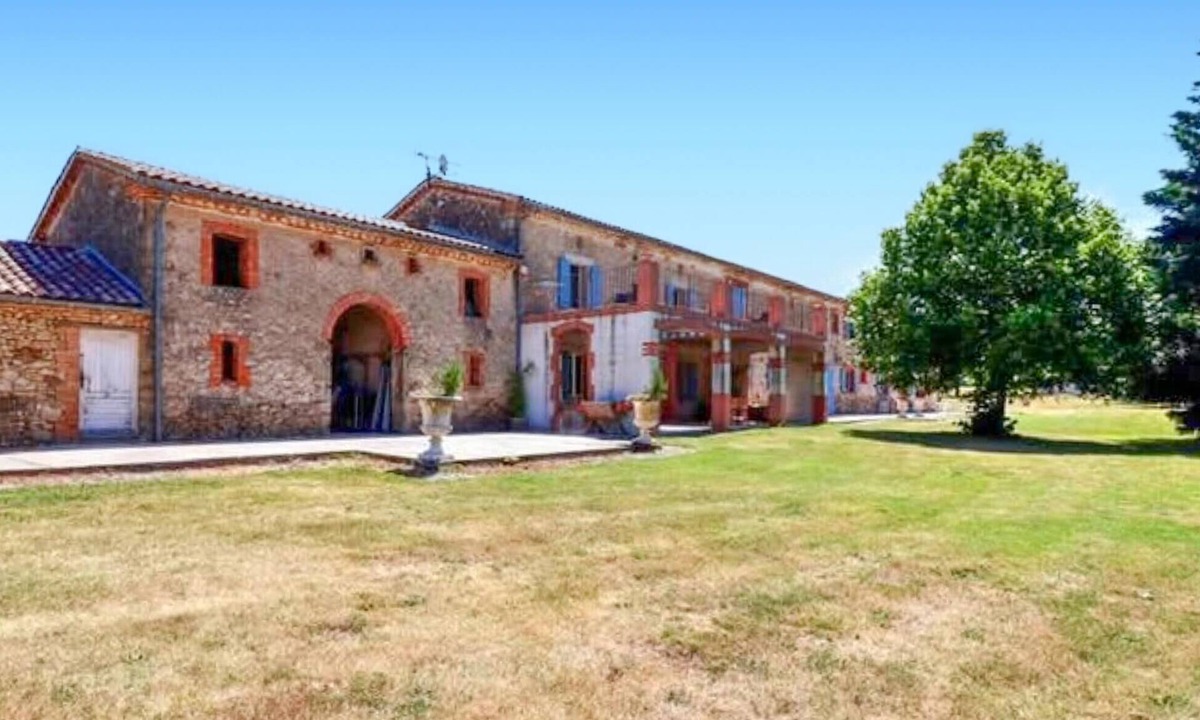 Montredon-Labessonnie House | Authentique maison campagne