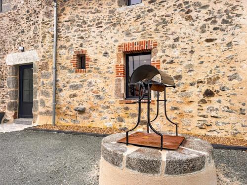 Saint-Mesmin House | Authentique Gîte en Pierre - 17 min du Parc