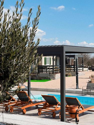 Bristane Resort | Auto-kamp Dvije suze 1