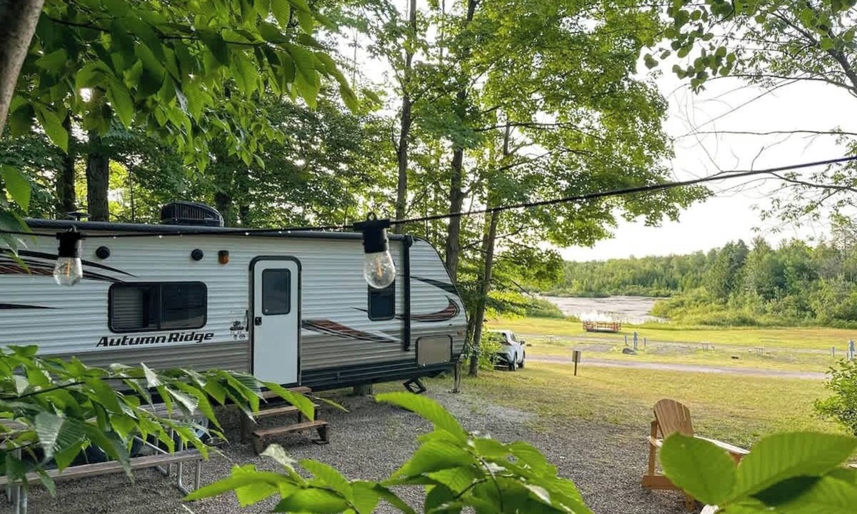 Miller Lake House | Autumn RV Retreat Nordic Spa Retreat Near Grotto