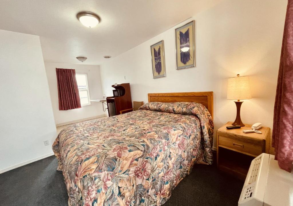 West Eugene Hotel | Autzen Inn