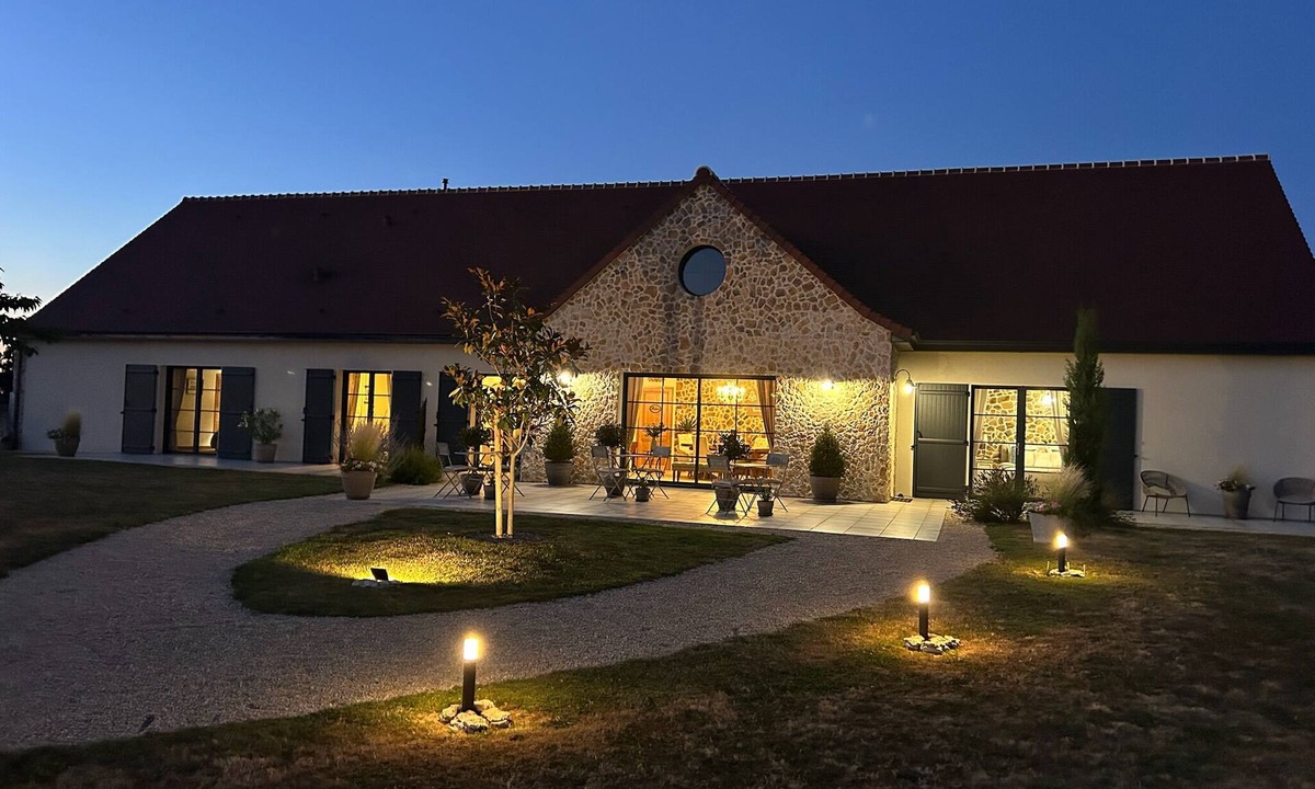 Bizeneuille House | Aux 3 Forets