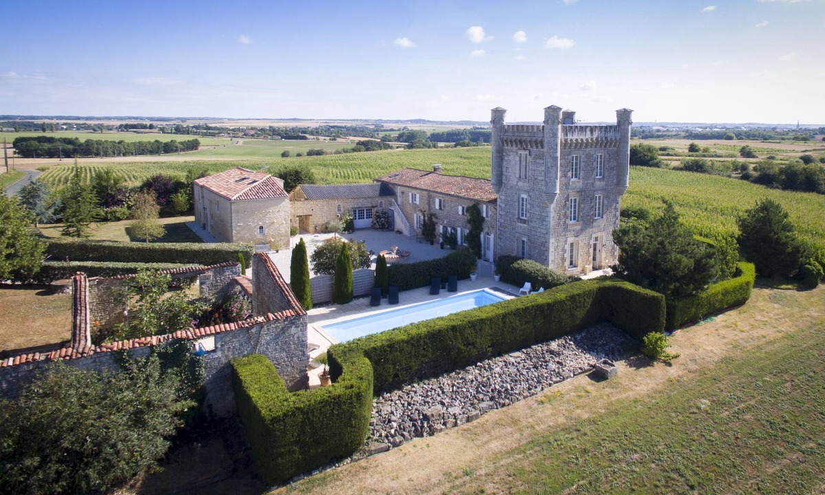 Longeves Bed & Breakfast | Aux 4 cornes - Chambres d'hôtes