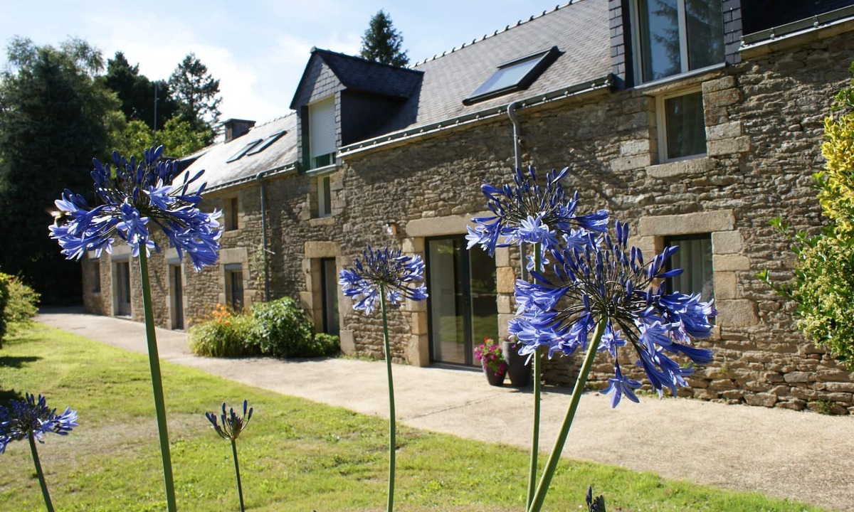 Pluherlin Bed & Breakfast | Aux Agapanthes