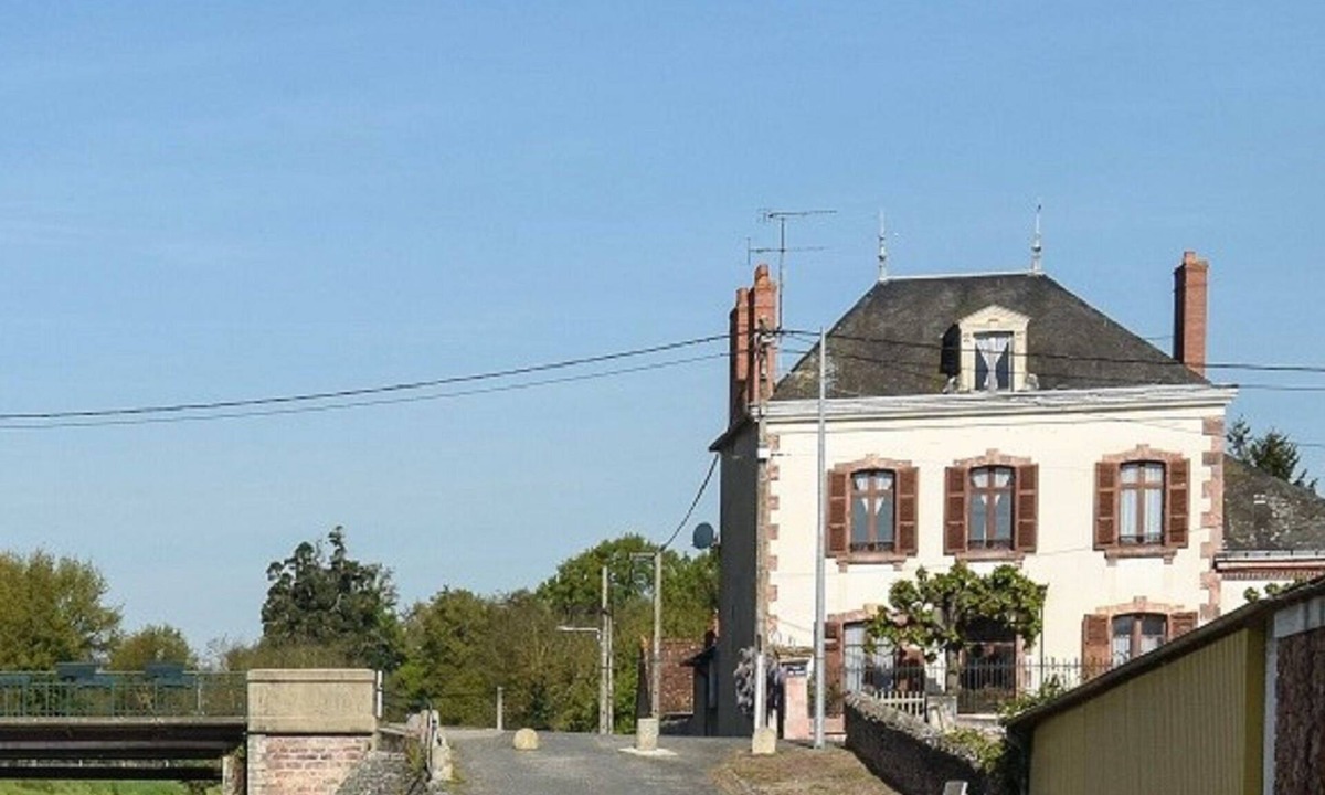 Vallon-en-Sully Bed & Breakfast | Aux baboteurs GDF bed and breakfast 3 épis