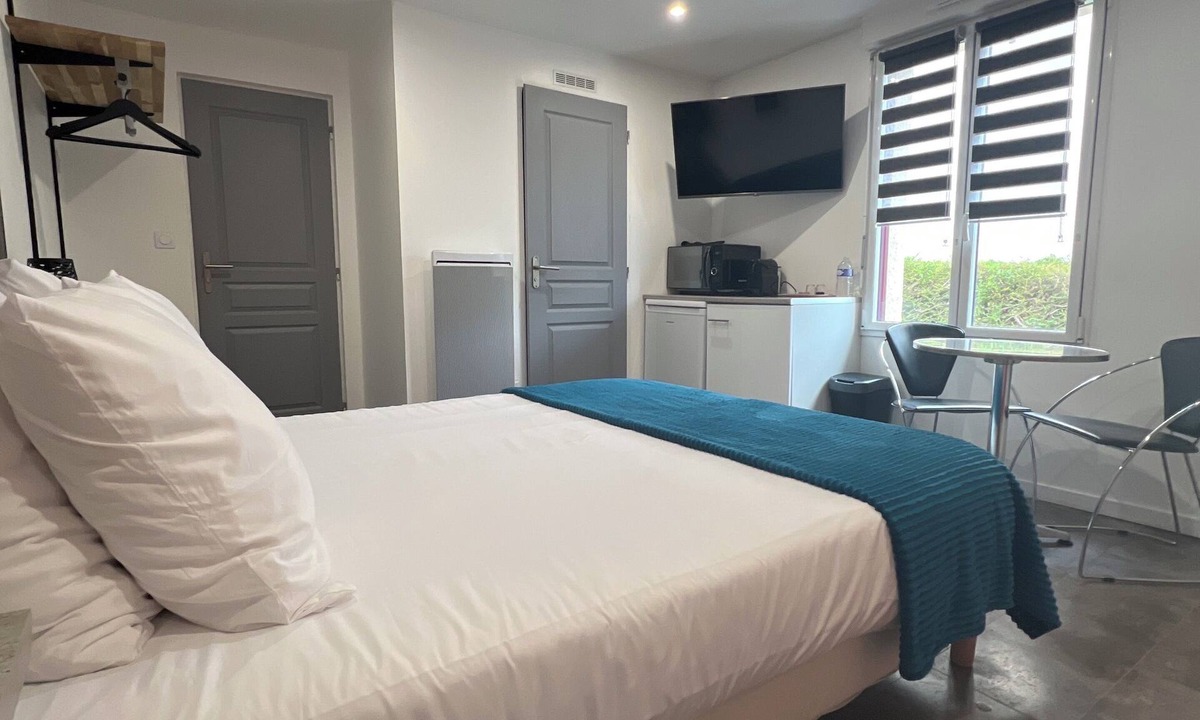 Isques Bed & Breakfast | Aux Charmes