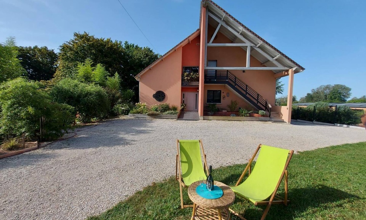 Geraudot House | Aux Couleurs du Lac - GERAUDOT