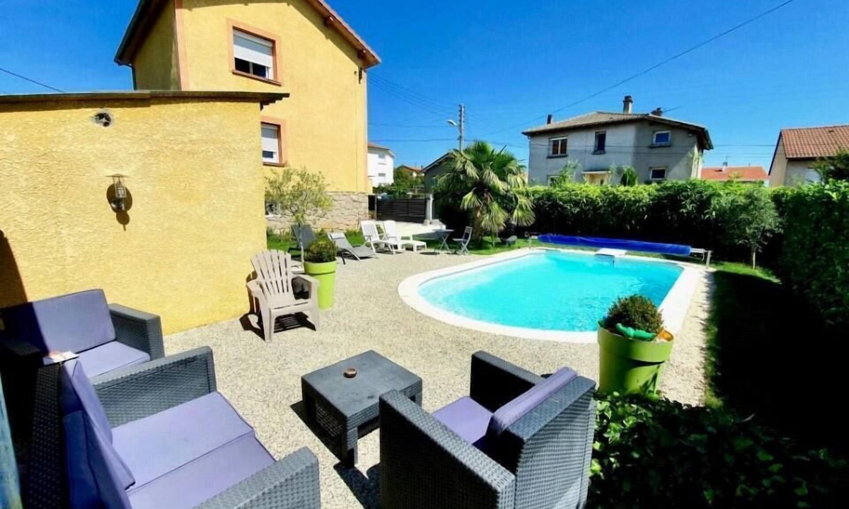 Sorbiers House | Aux Deux Lots
