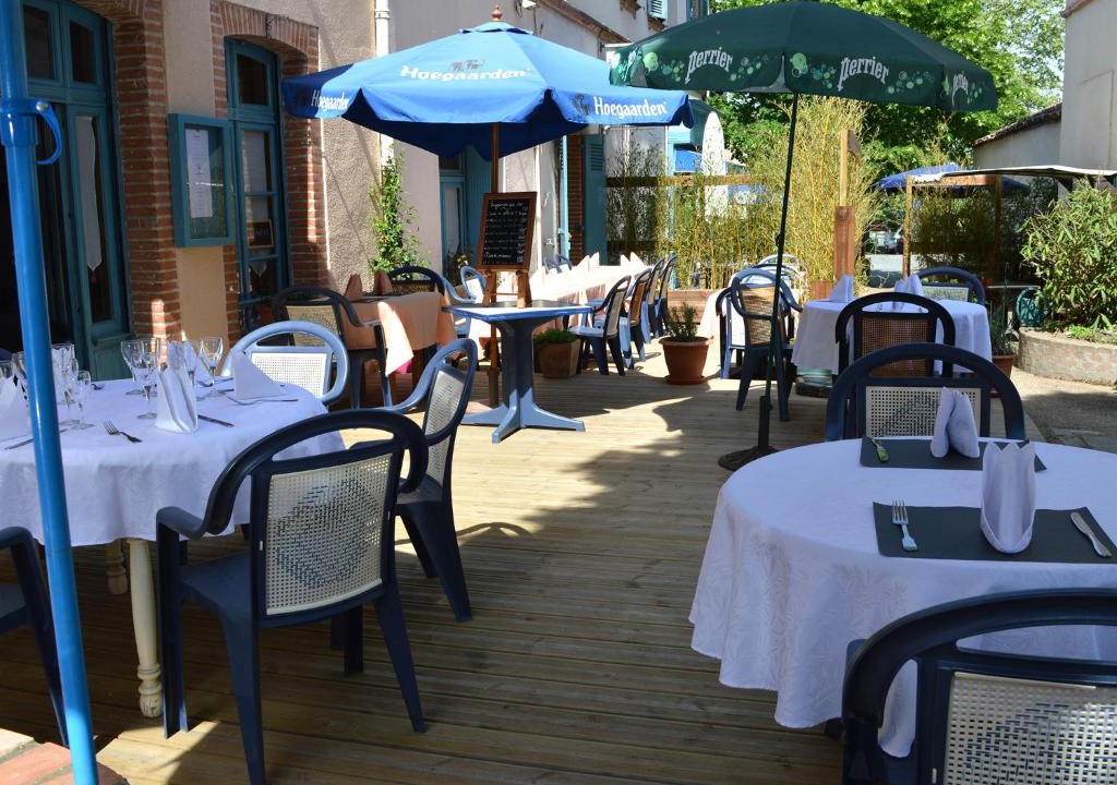 Realville Hotel | Aux Lys d'Or