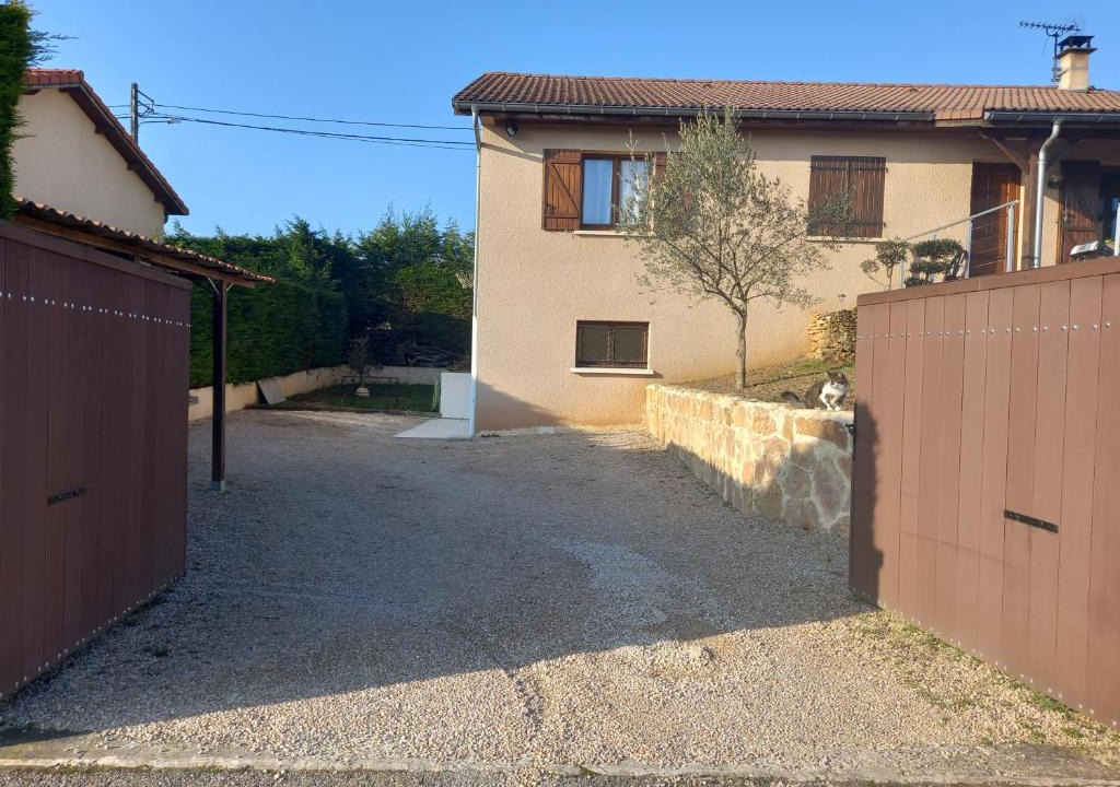 L'Arbresle Apartment | Aux monts du lyonnais