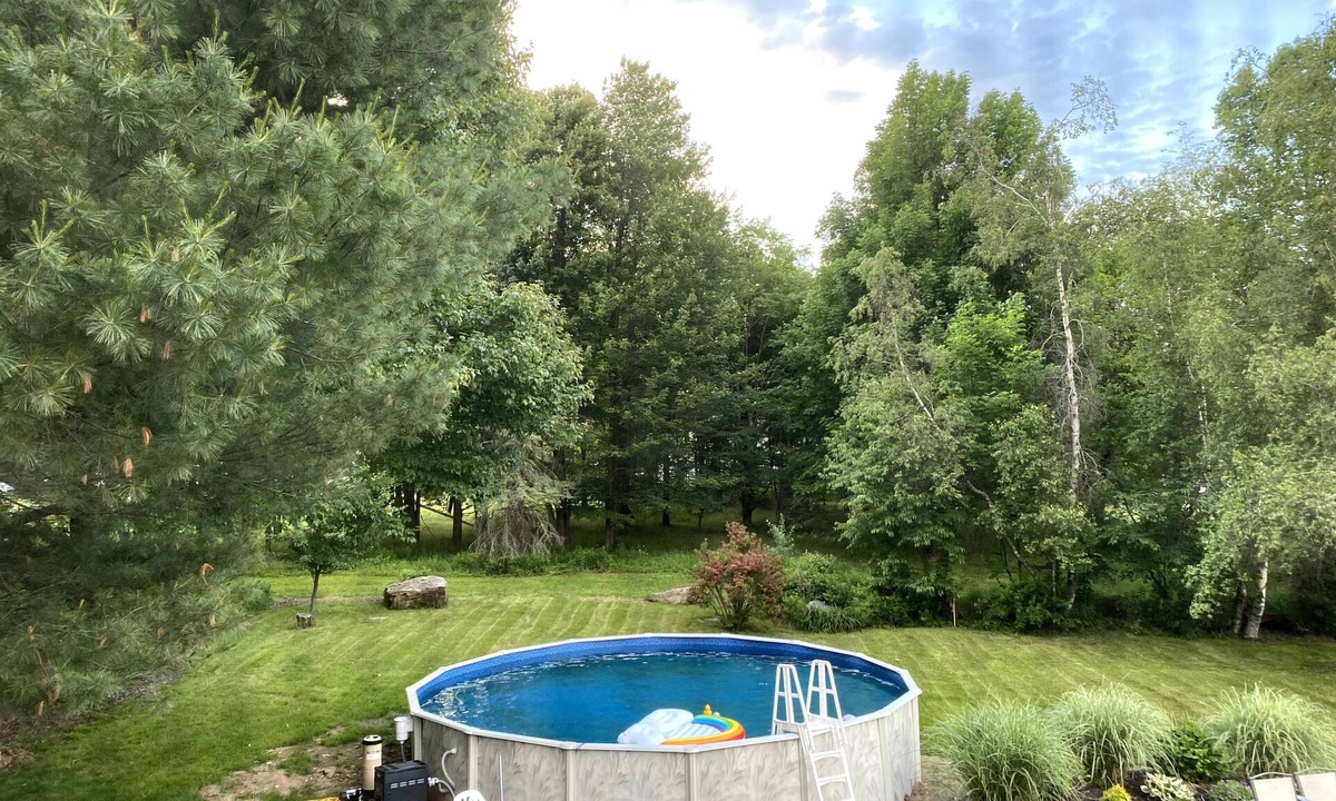 Moscow House | Available. follow us @PoconoHome