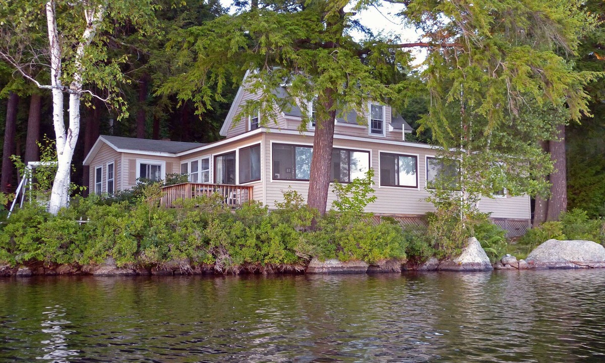 Hillsboro Cottage | Available summer & fall 2025