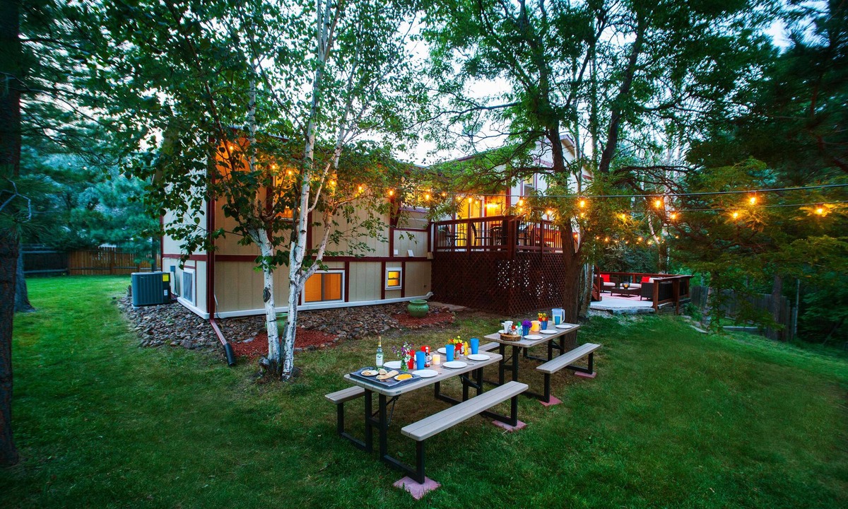 Rockrimmon House | Available USAFA Graduation Week Fully Gated Property Dog Friendly!