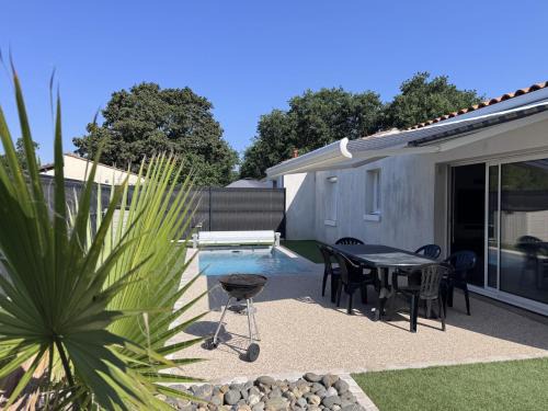 Dolus-d'Oleron House | Avec piscine à Dolus