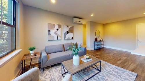 East Falls Apartment | Avenue B234 2Bedroom With Pool, Gym, Parking