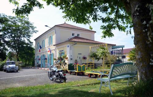 Riscle Bed & Breakfast | Avenue de la Gare