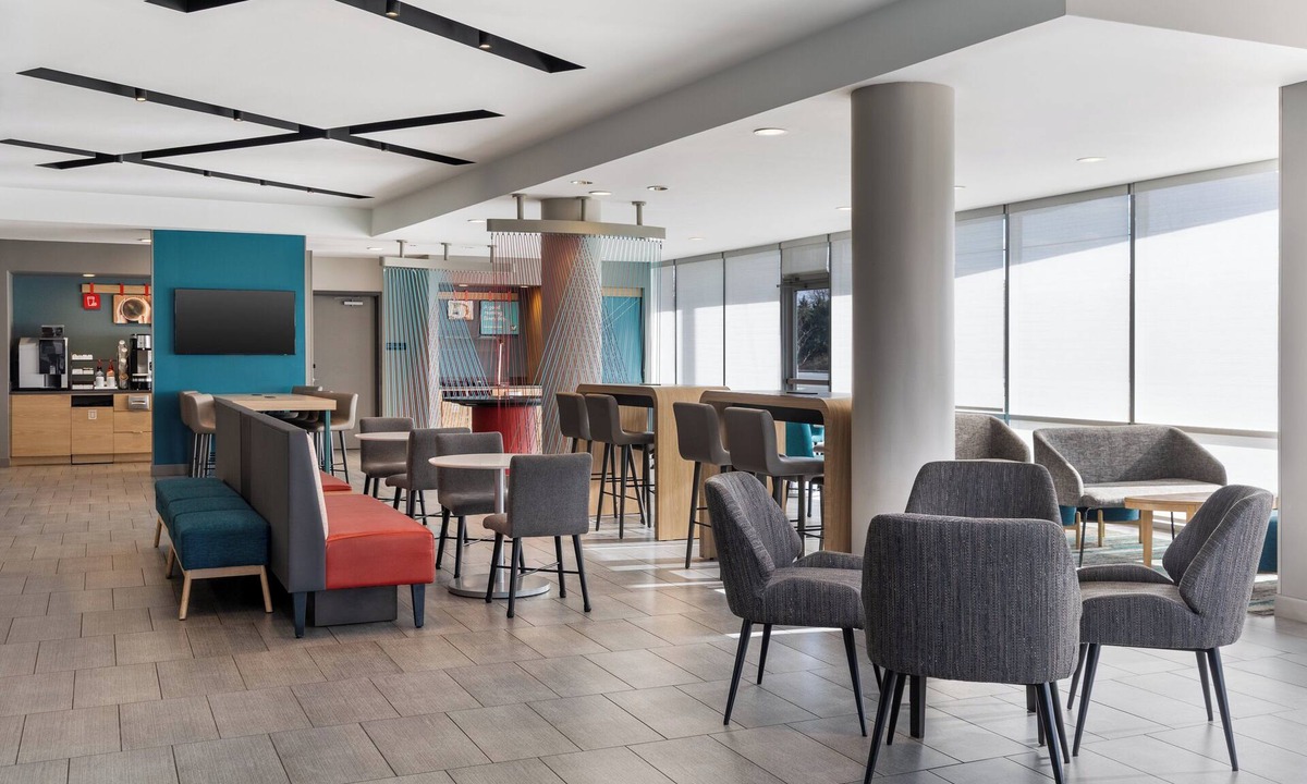 Vaughan Hotel | avid hotel Toronto - Vaughan Southwest by IHG