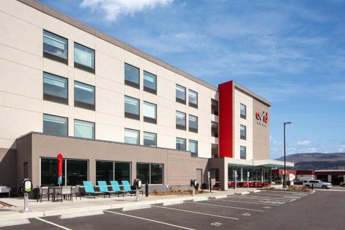 Wenatchee Hotel | avid hotel Wenatchee by IHG