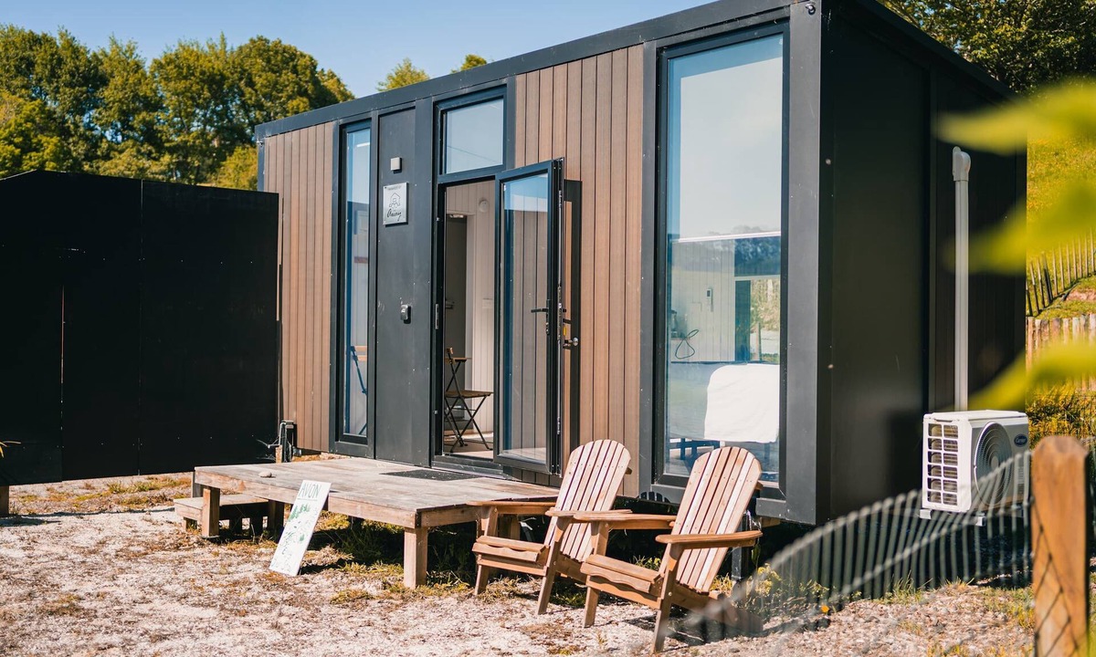 Stratford District House | Avon Cabin by Tiny Away