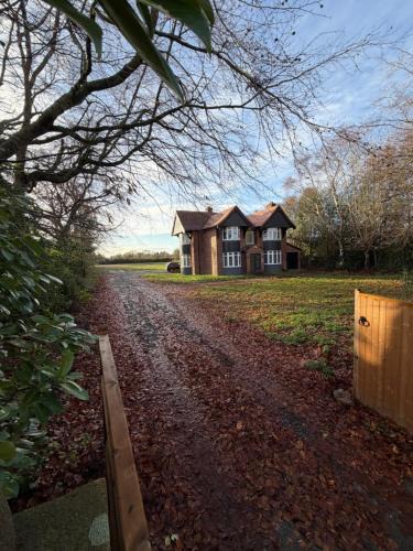 Nether Poppleton Villa | Avon Dhu 6 Bedroom Villa