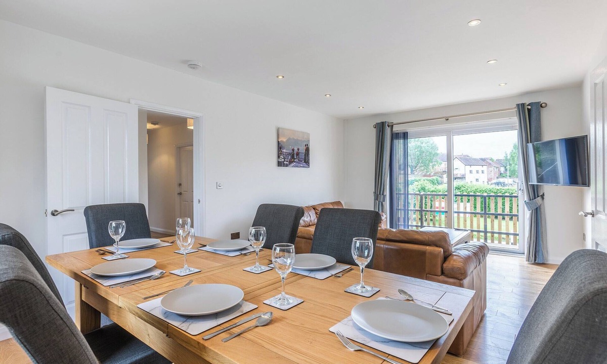 Tewkesbury Cottage | Avon Lock Cottage - UK34125