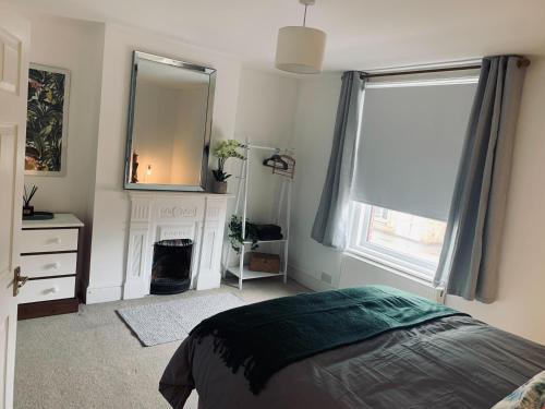 Salisbury Apartment | Avon View