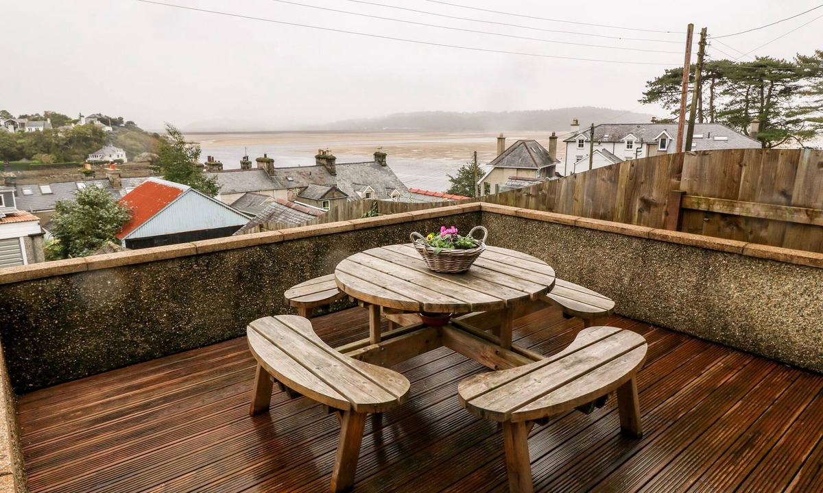 Borth-y-Gest Cottage | Avondale