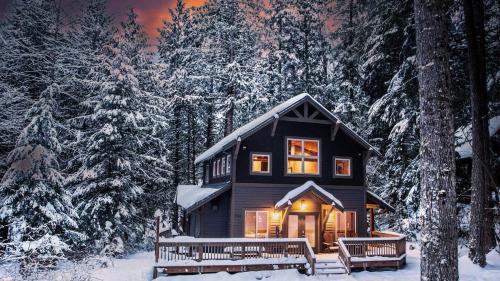 Glacier House | Avventura Chalet