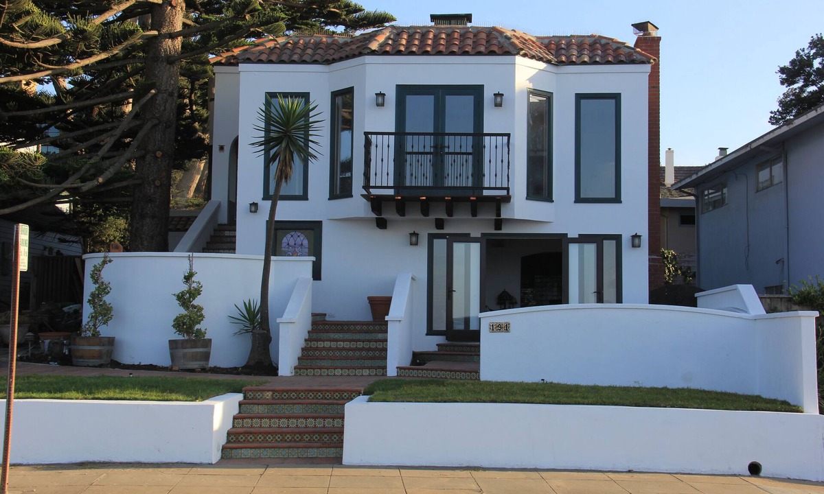 Pacific Grove Apartment | Award Winning Ocean Front Paradise 2 Bed 2 Bath