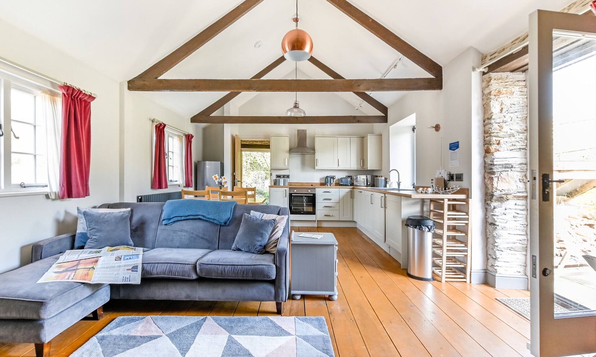 Saltash House | Award winning stunning barn conversion over looking nature reserve