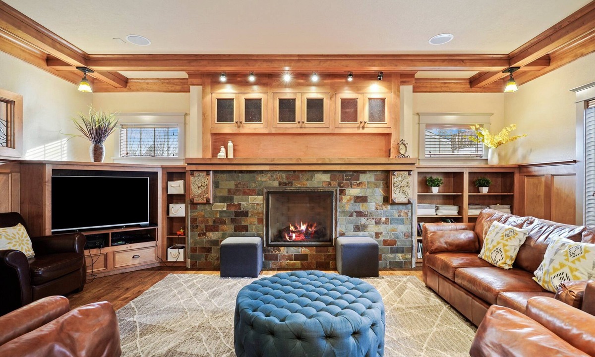 River Terrace House | Awbrey - Amazing! Steps to Downtown & River, Gorgeous, Newer, A/C