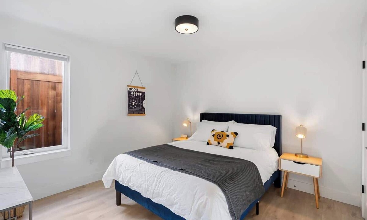 Alberta Arts District Apartment | Awesome Alberta Arts Apt Quiet & Walkable