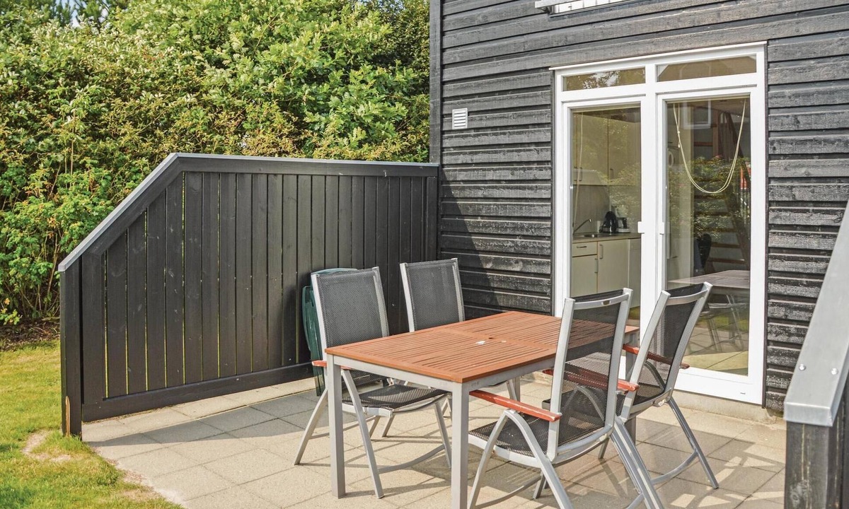 Houstrup Apartment | Awesome apartment in Nørre Nebel with WiFi