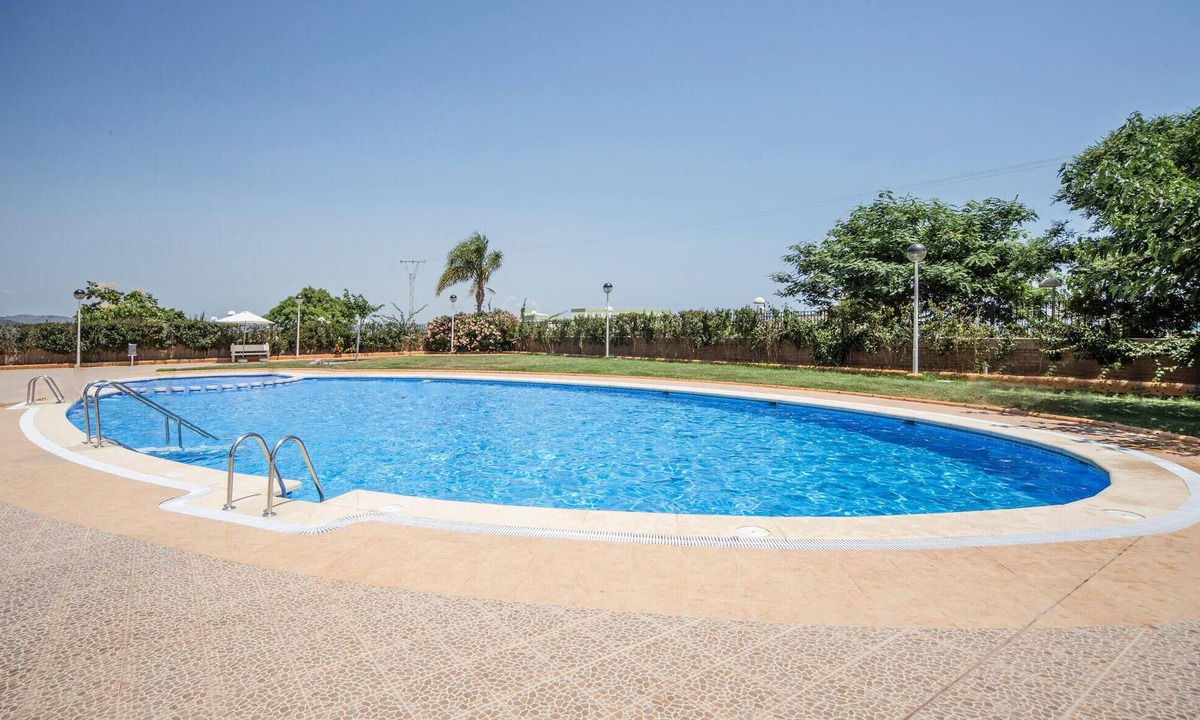 Cabanes Apartment | Awesome apartment in Cabanes with swimming pool