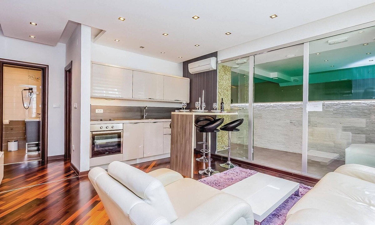 Selce Apartment | Awesome apartment in Crikvenica