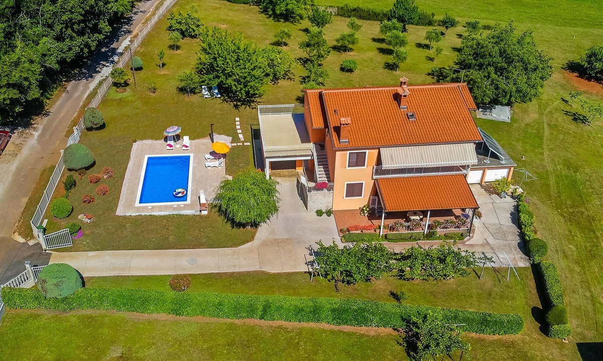 Sumber Apartment | Awesome apartment in Nedescina