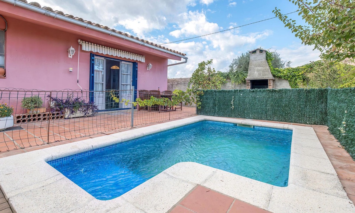 Sant Miquel de Fluvia House | Awesome home in Sant Miquel de Fluvià