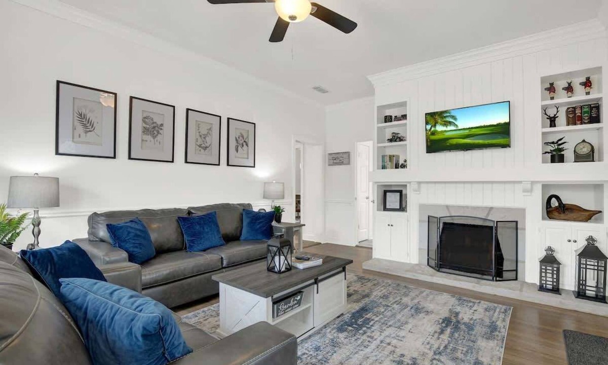 Fredericksburg House | Awesome Haus With Gameroom, 4blks to Center of Town!