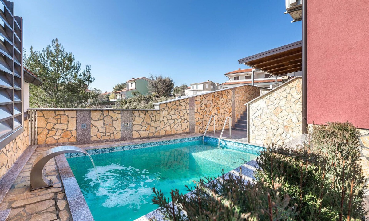 Barbariga House | Awesome home in Barbariga