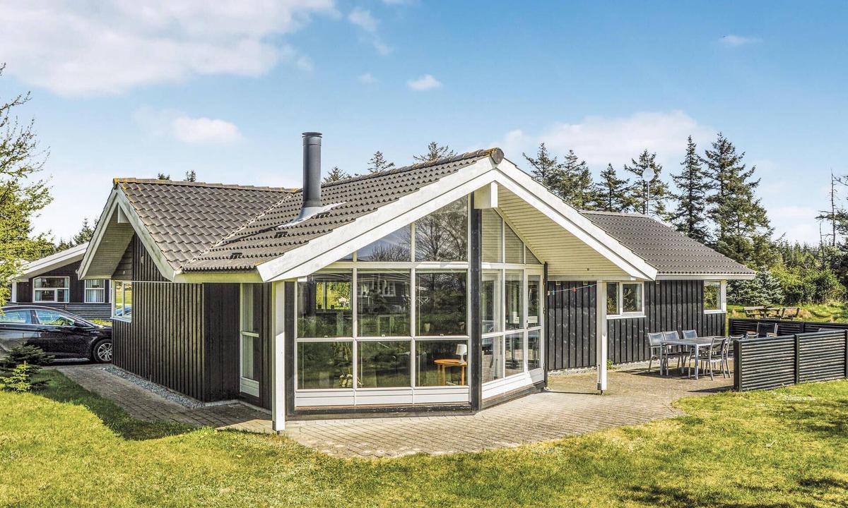 Blavand House | Awesome home in Blåvand with sauna