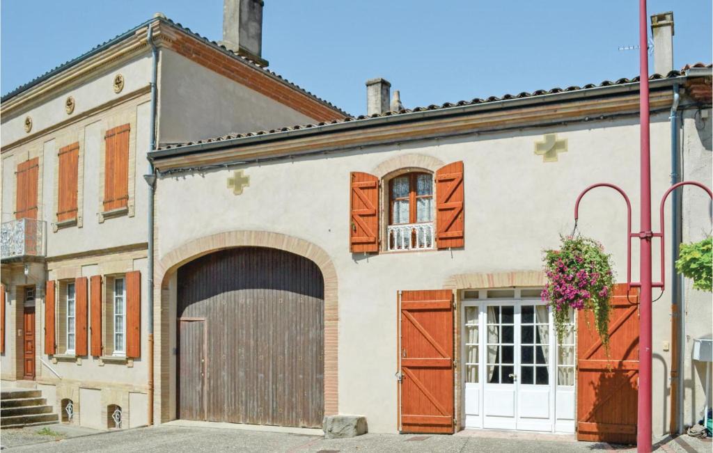 Canals House | Awesome home in Canals w/ 2 Bedrooms