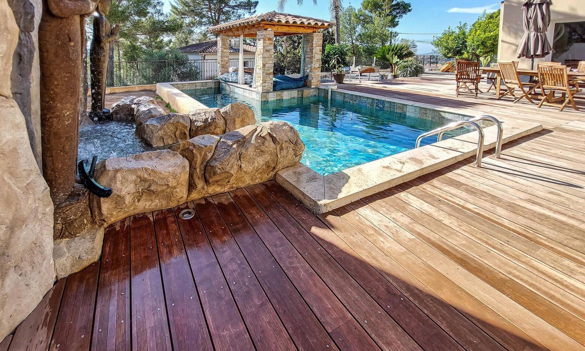 Cuers House | Awesome home in Cuers
