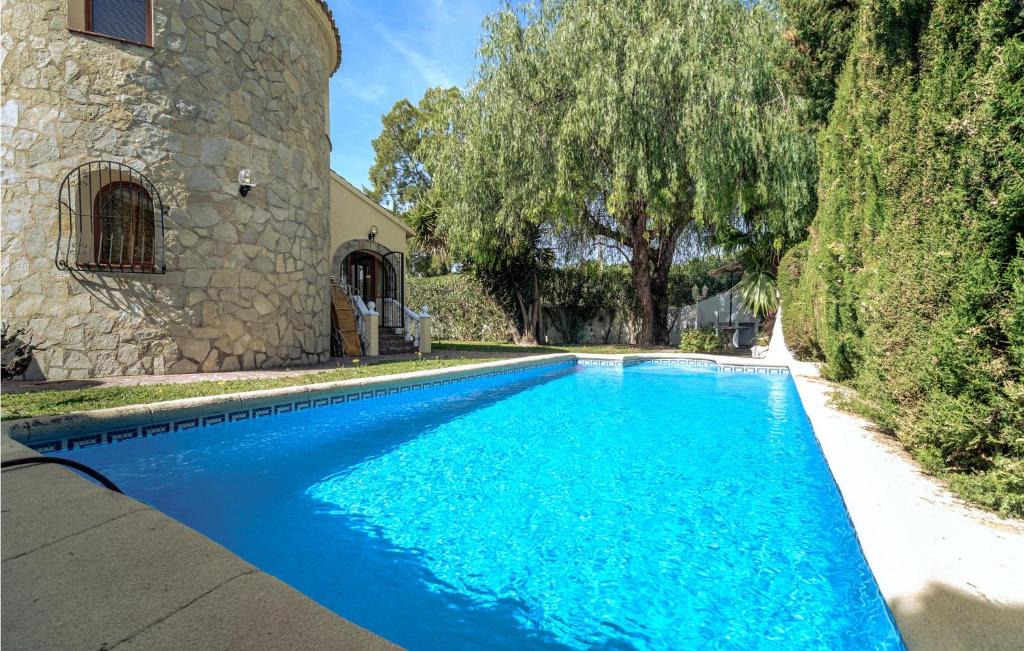 Els Poblets House | Awesome Home In Els Poblets With Wifi