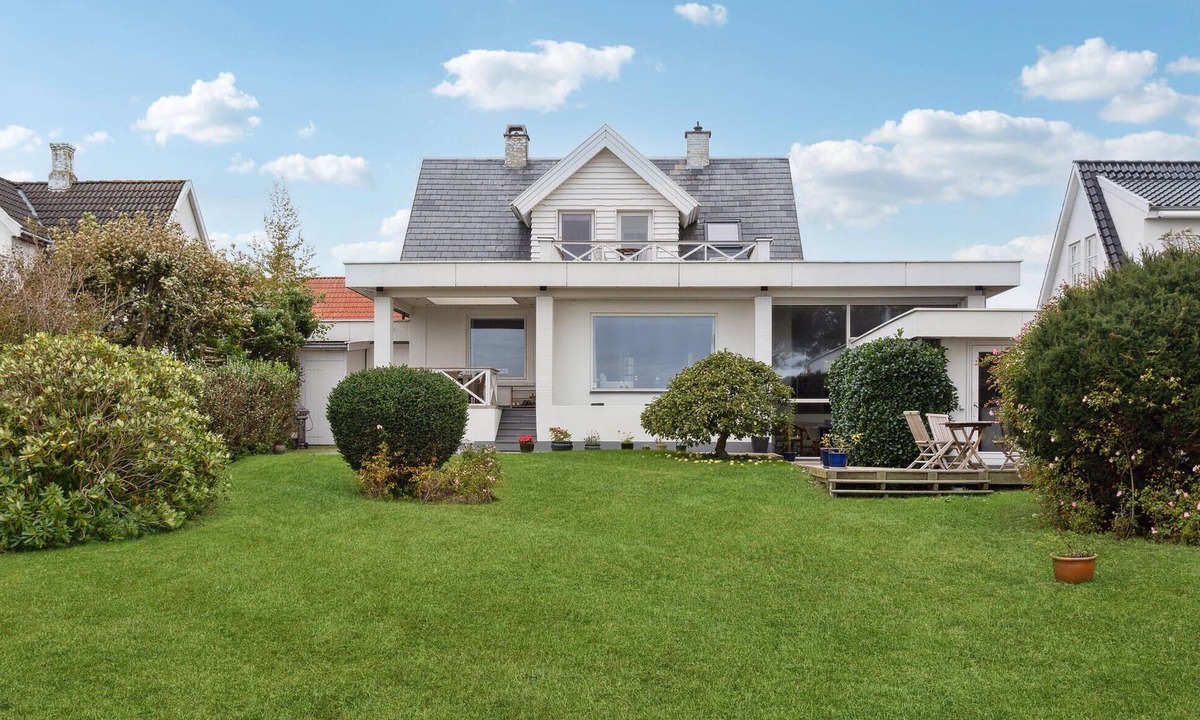 Espergaerde House | Awesome home in Espergærde