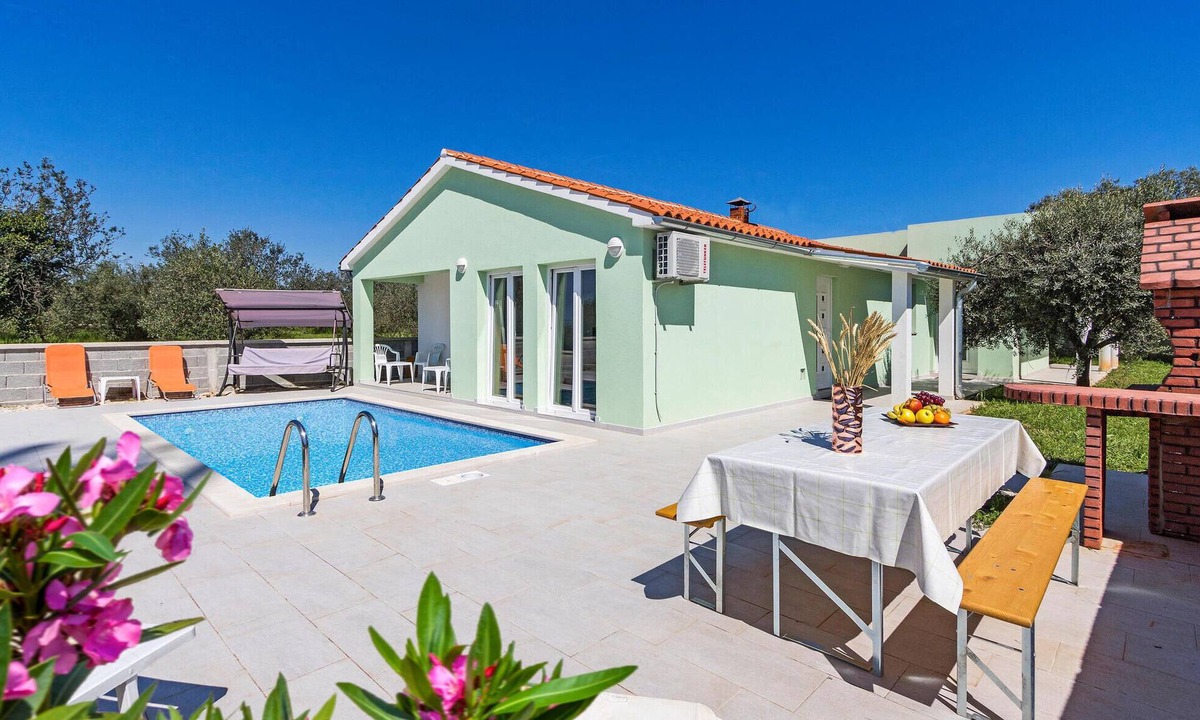 Valbandon House | Awesome home in Fazana
