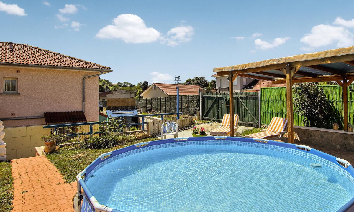 Flacheres House | Awesome home in Flacheres